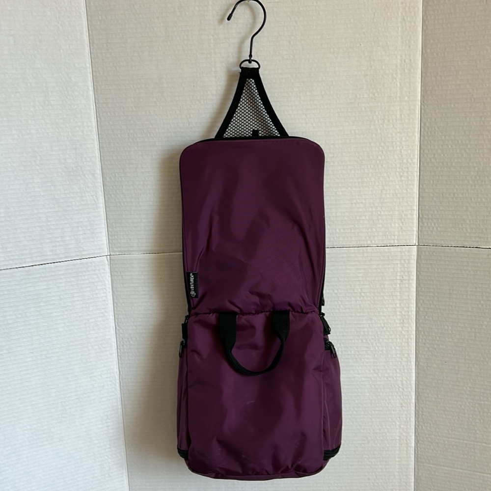 Venture 4th hanging travel toiletry bag, purple. - Picture 8 of 13